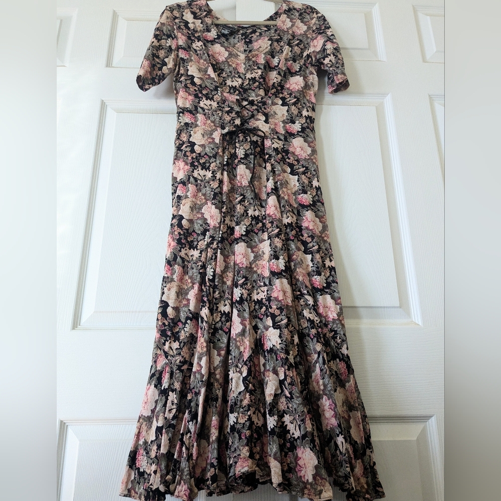 STARINA woman's floral long rayon soft dress corset ties back